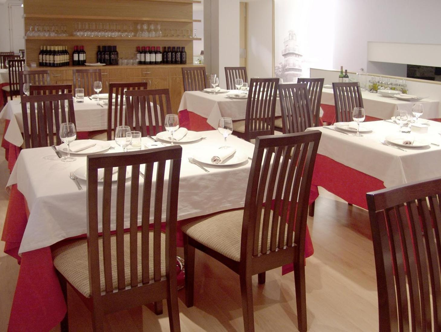 Gastro Hotel La Giraldilla Liérganes Exteriör bild